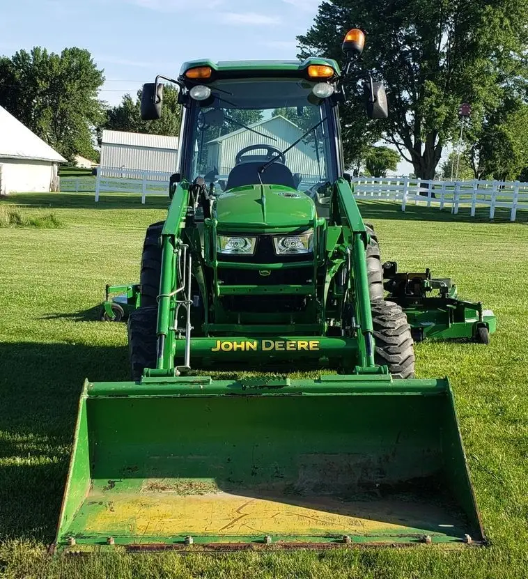 2015 JOHN DEERE 4066R MFWD - Image 2