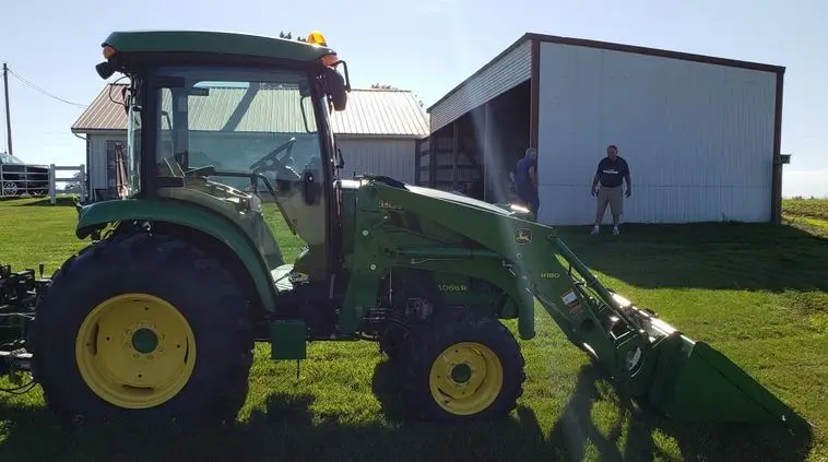 2015 JOHN DEERE 4066R MFWD - Image 5