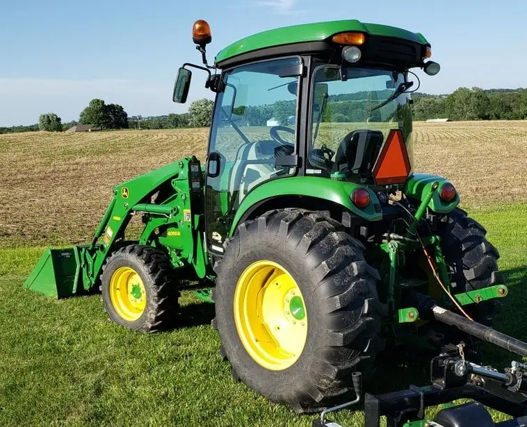 2015 JOHN DEERE 4066R MFWD - Image 3