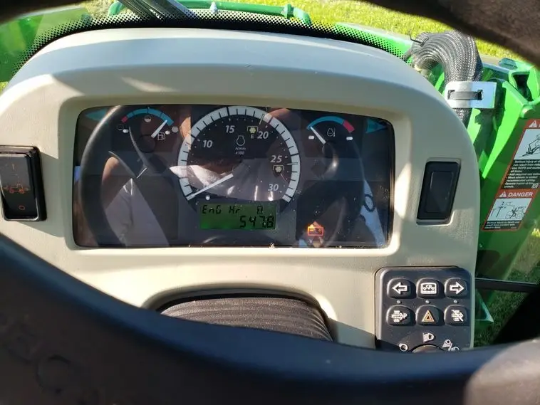 2015 JOHN DEERE 4066R MFWD - Image 12