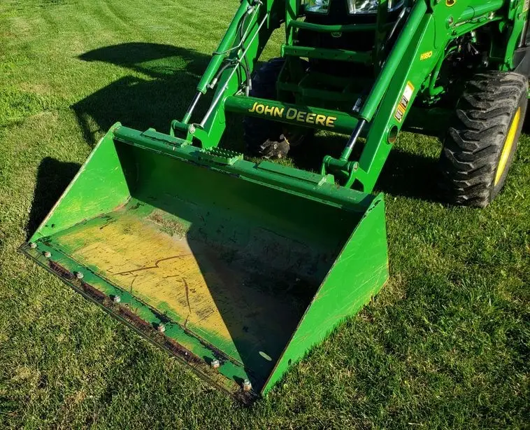 2015 JOHN DEERE 4066R MFWD - Image 10
