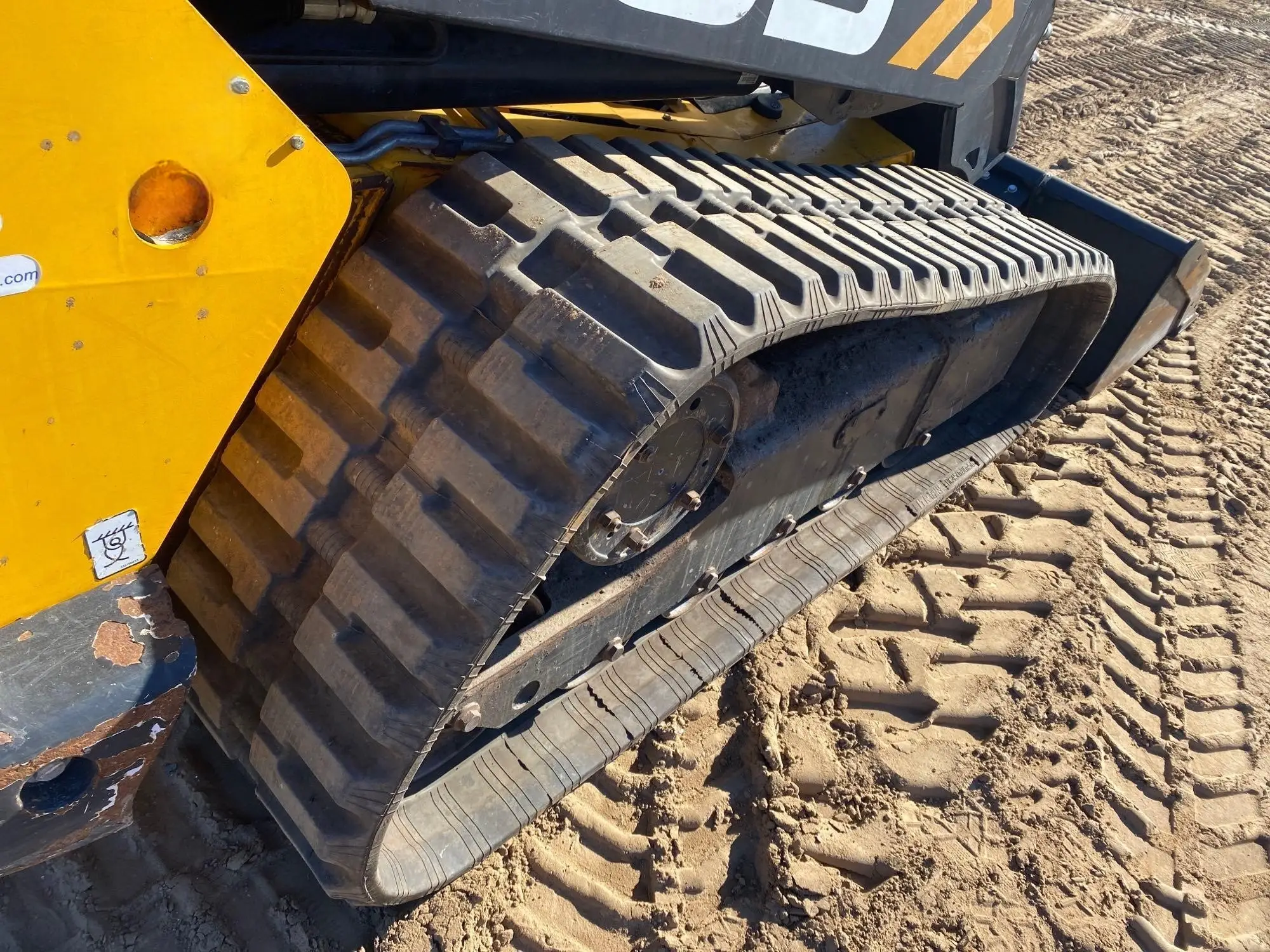 2018 JCB 3TS-8T - Image 9