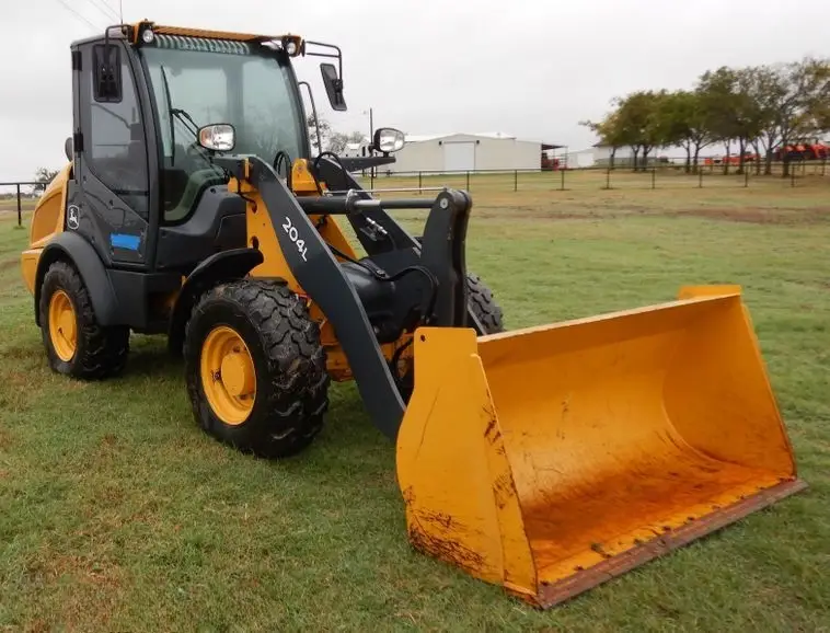 2018 JOHN DEERE 204L - Image 7