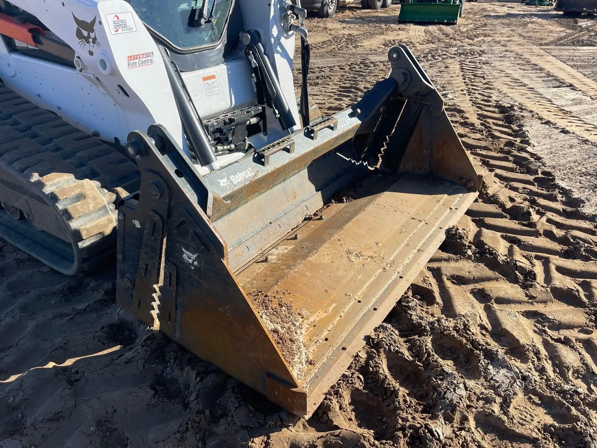 2021 BOBCAT T740 - Image 6