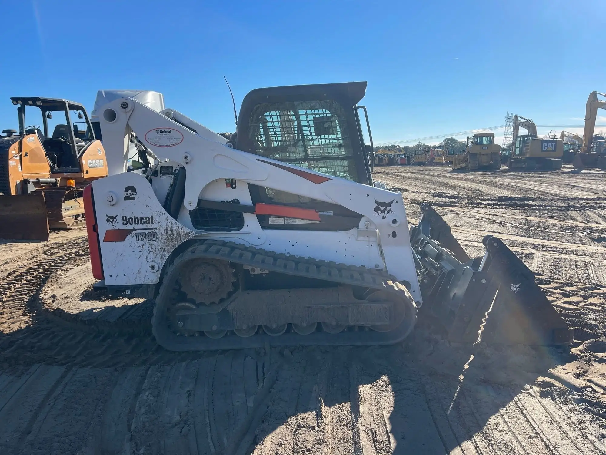 2021 BOBCAT T740 - Image 5