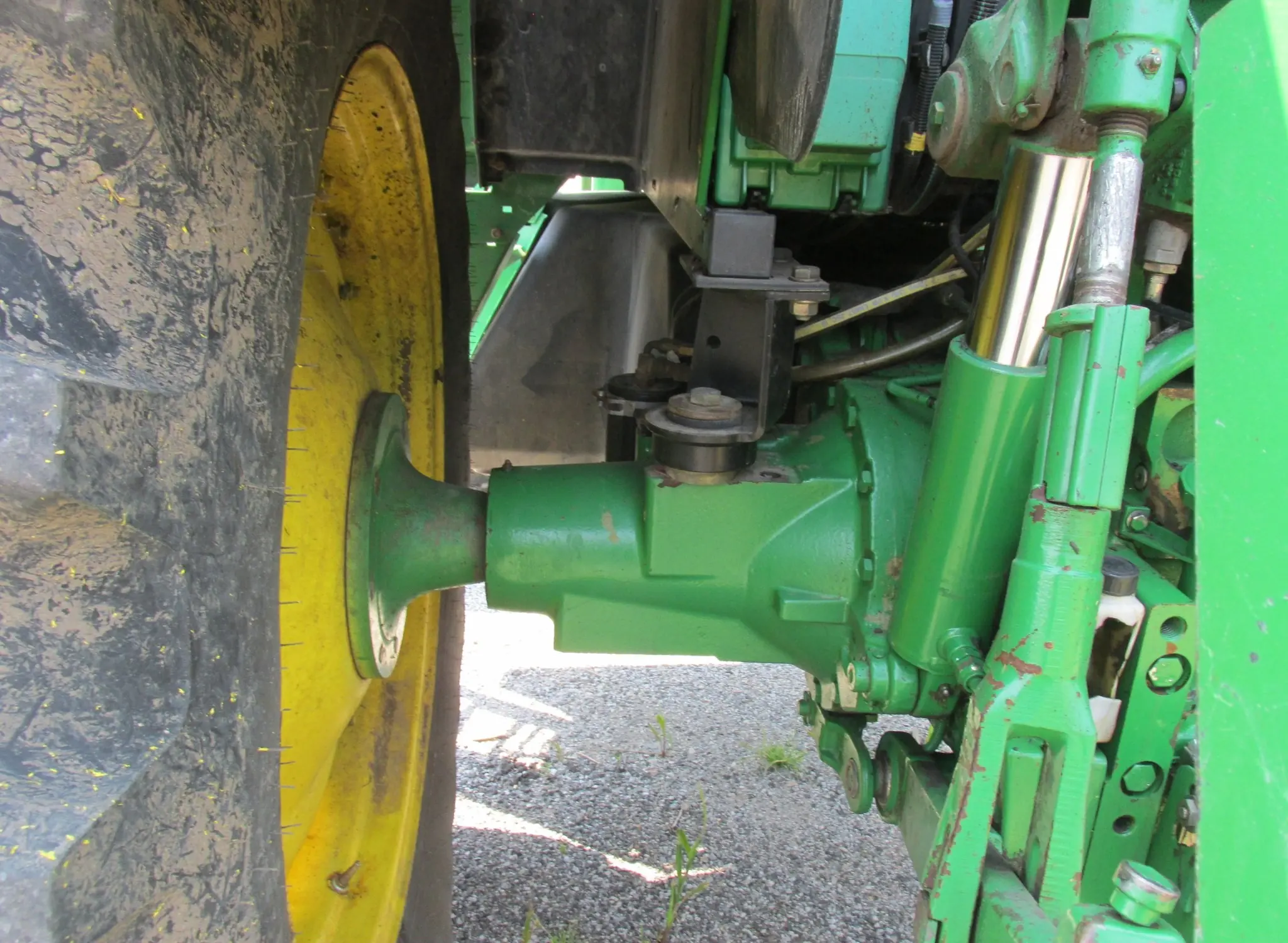 2005 JOHN DEERE 7220 - Image 28