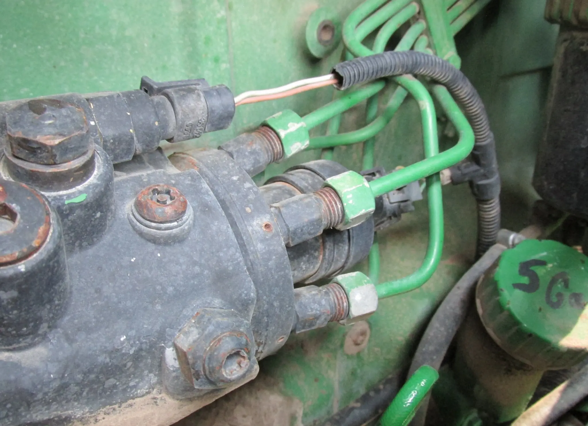 2005 JOHN DEERE 7220 - Image 18