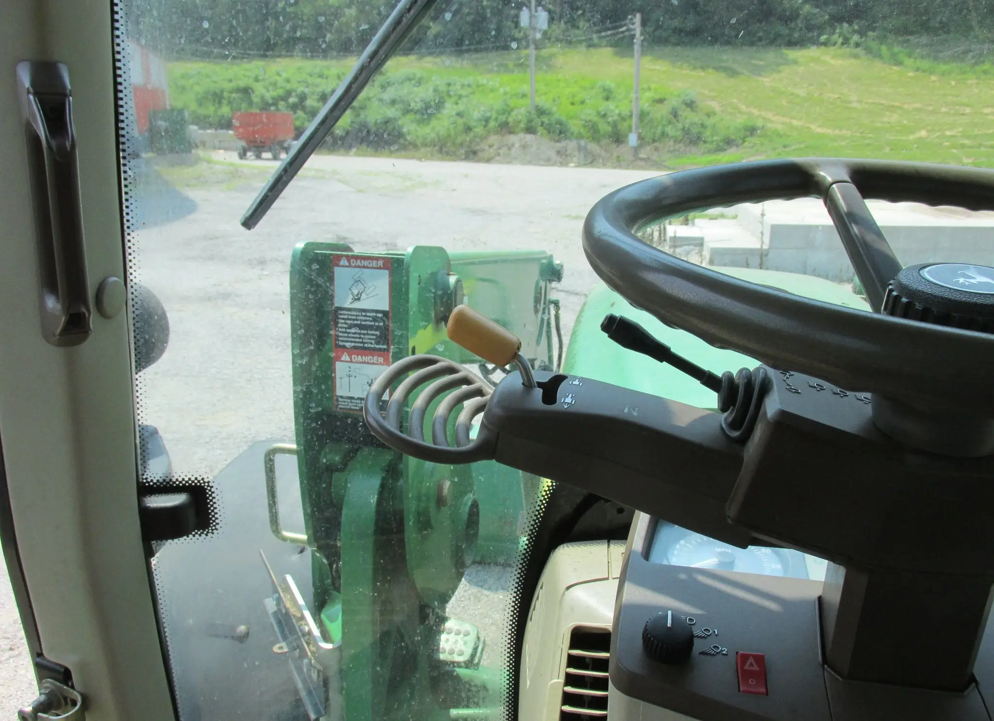 2005 JOHN DEERE 7220 - Image 8