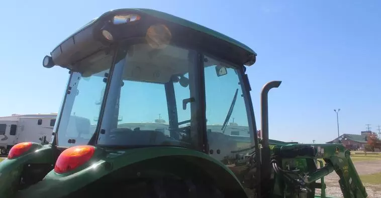 2013 JOHN DEERE 5085E MFWD - Image 17