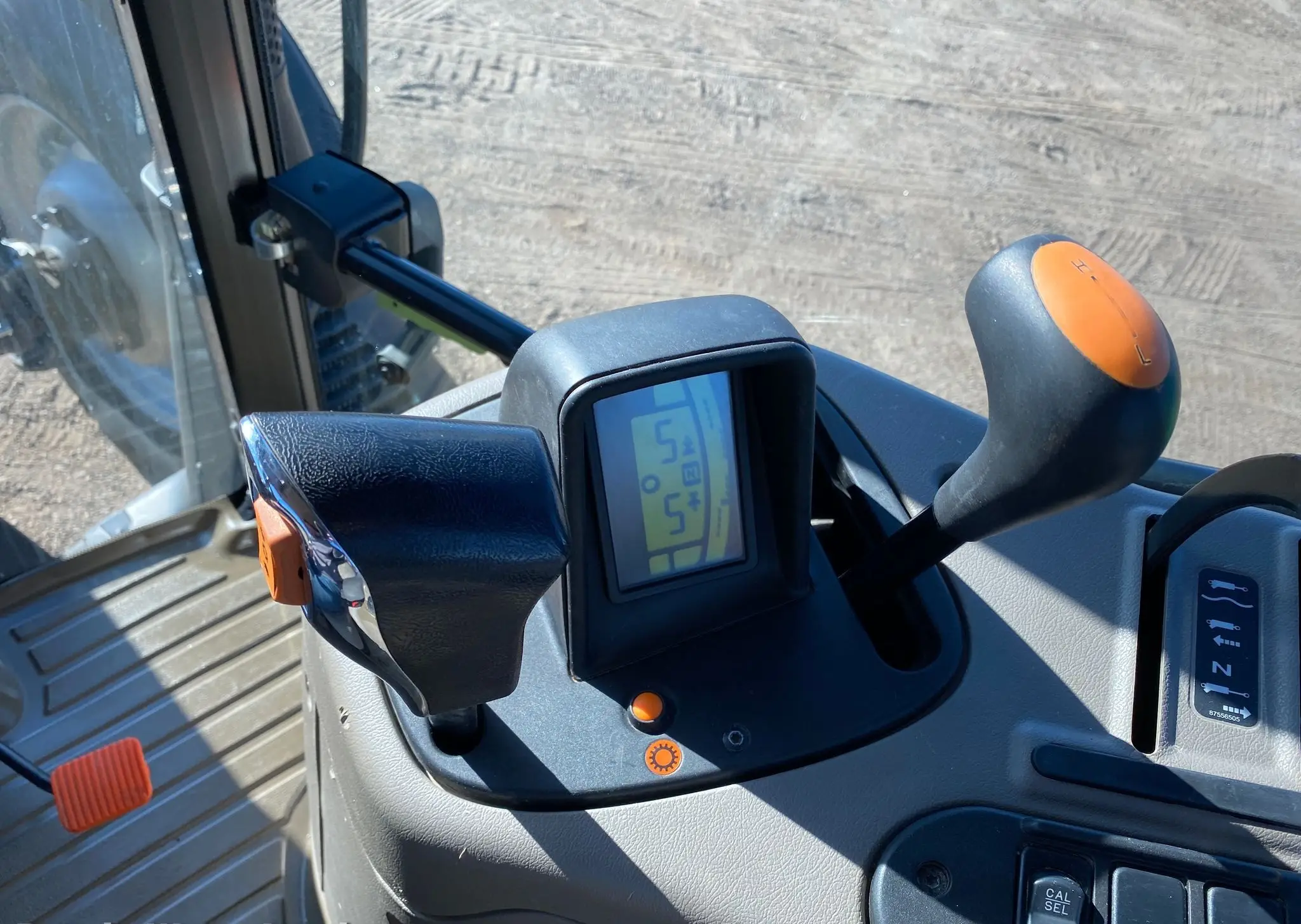 2018 CASE IH MAXXUM 125 - Image 23