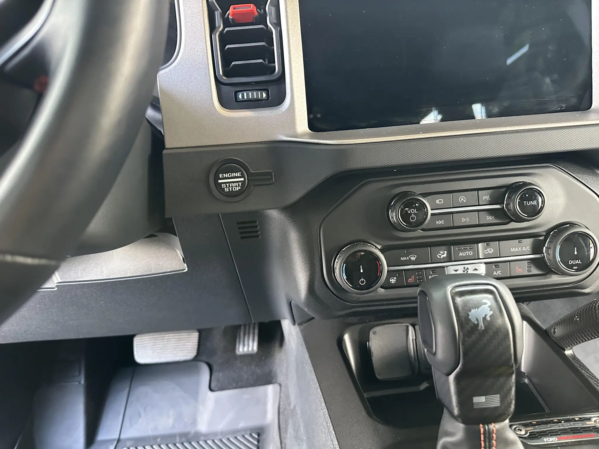 2022 Ford Bronco Raptor - Image 7